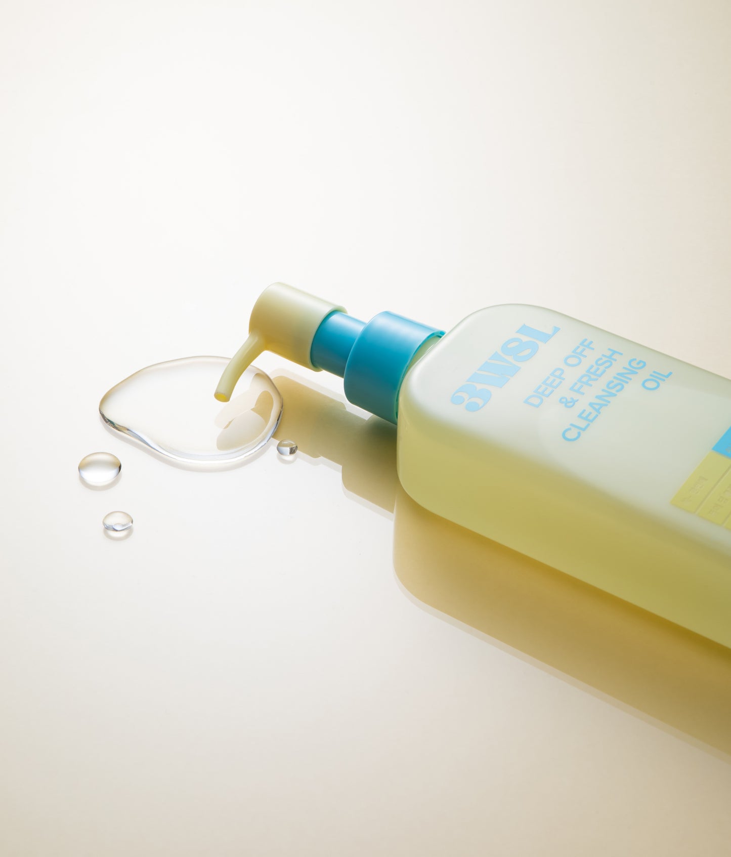 3W8L - Deep Off & Fresh Cleansing Oil