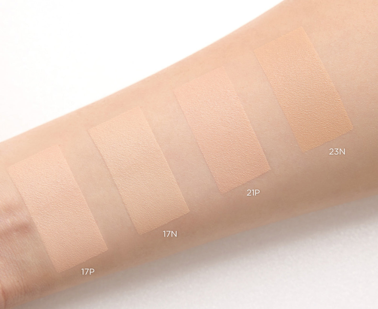 EITHER& - Glow Pixel Cushion Foundation